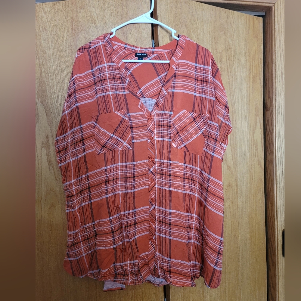 Torrid shirt